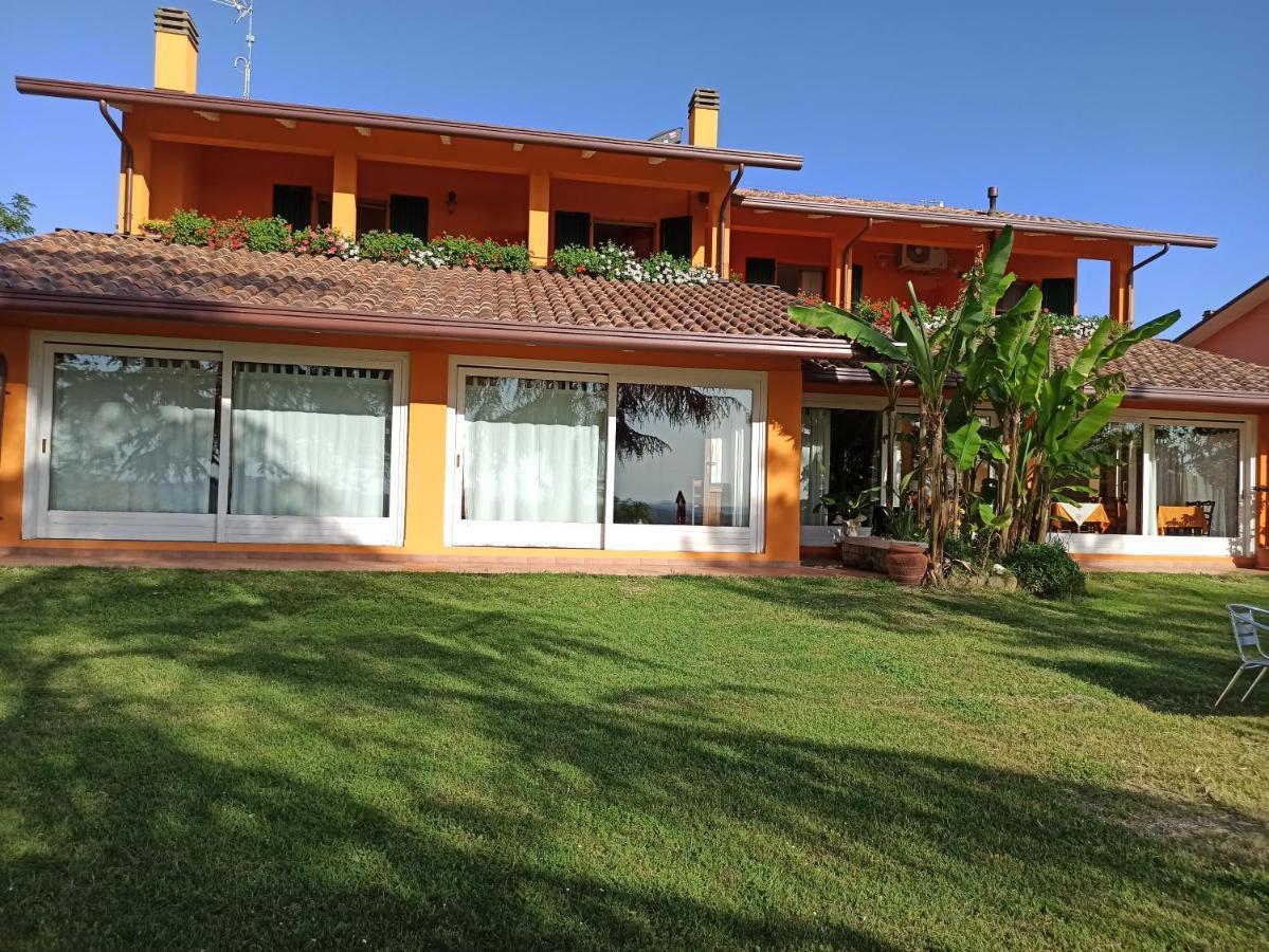Agriturismo La Quiete Roncofreddo Екстериор снимка