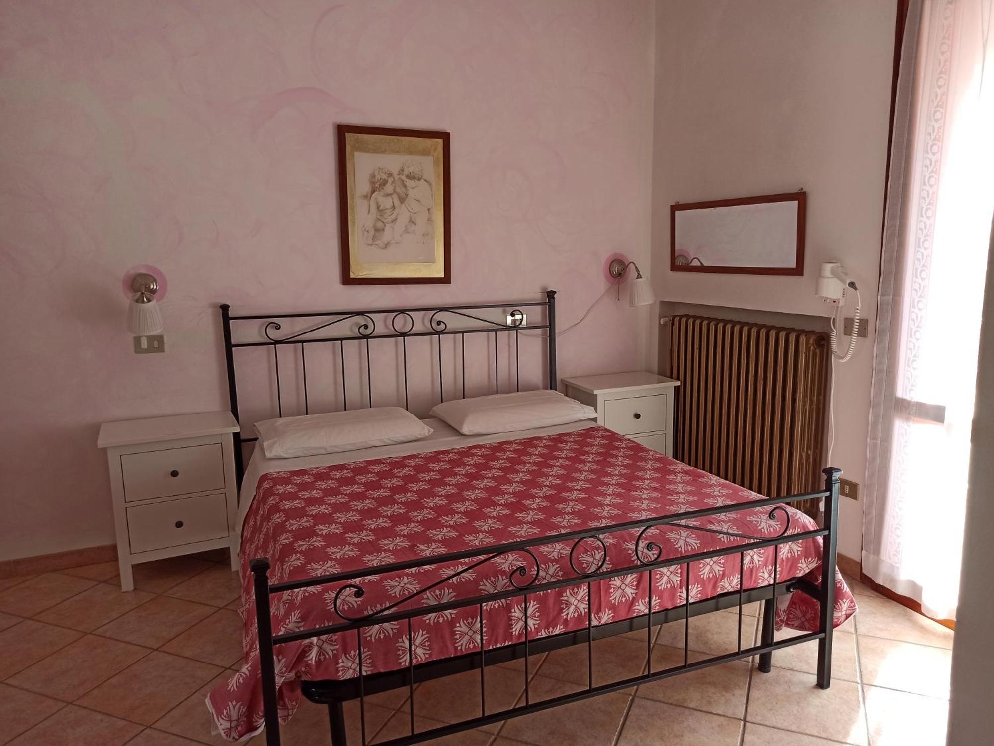Agriturismo La Quiete Roncofreddo Стая снимка
