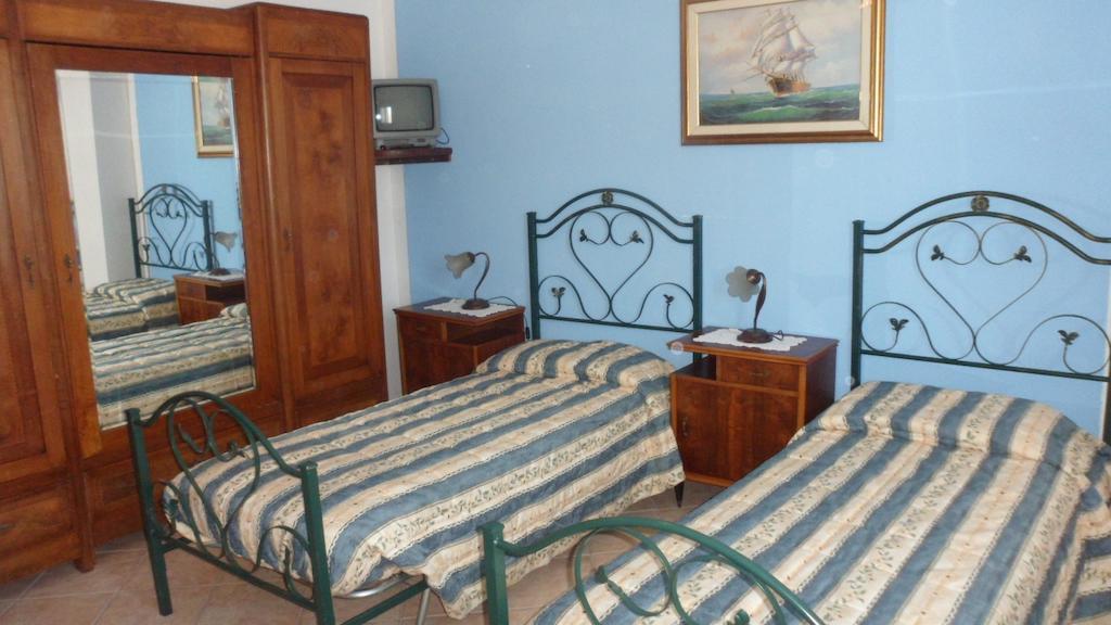 Agriturismo La Quiete Roncofreddo Екстериор снимка